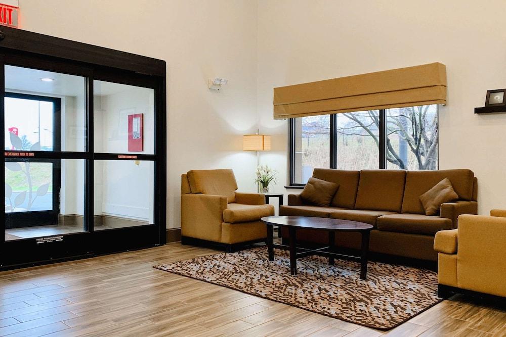 Sleep Inn & Suites Johnson City Exterior photo